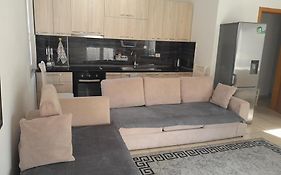 Comfy City Center Apartment