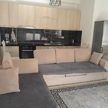 Comfy City Center Apartment Shkodra Exterior foto