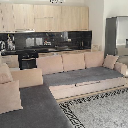 Comfy City Center Apartment Shkodra Exterior foto